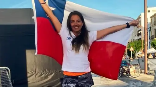 Josette Sepúlveda supera obstáculos y completa triatlón mundial de Ibiza 2023