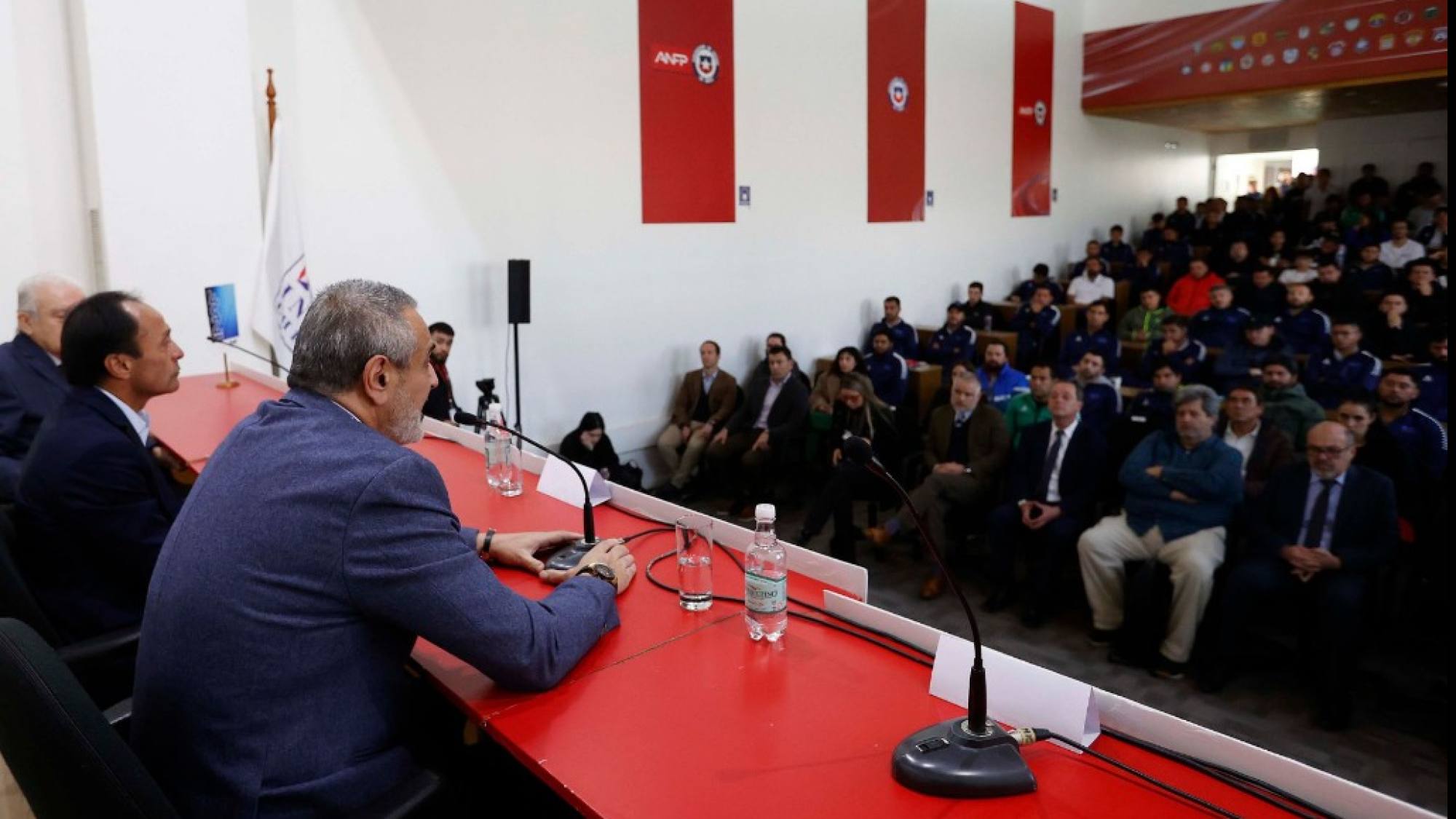 Presidente de la ANFP y ministro del Deporte dieron inicio al año ...