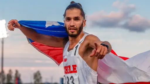 Atleta Carlos Díaz marcó la nueva plusmarca nacional en 10 mil metros planos