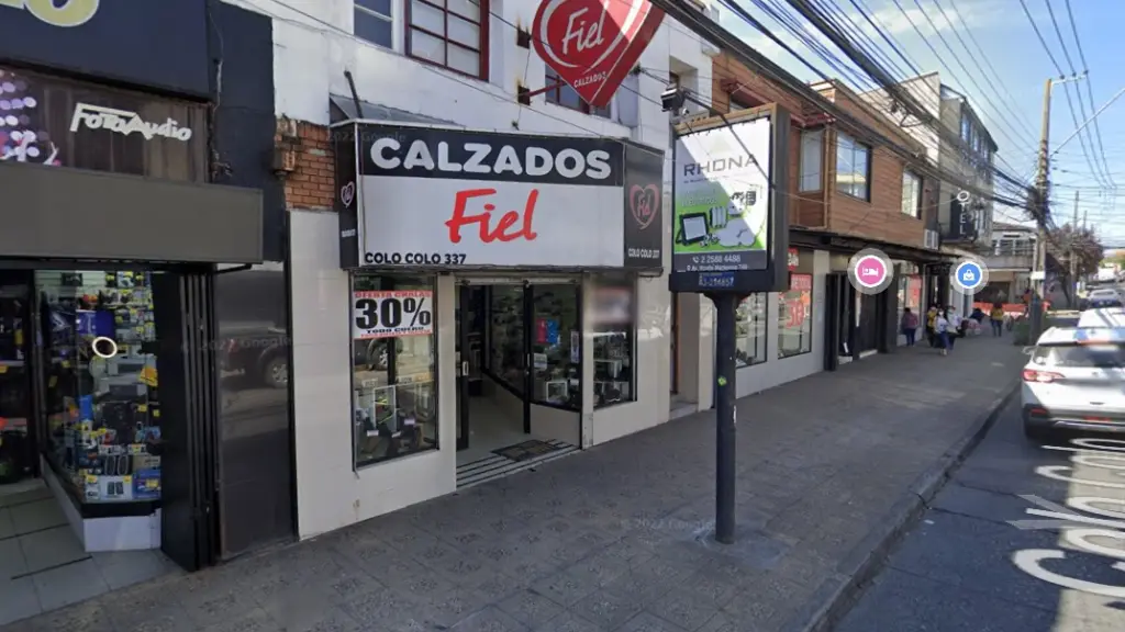 Calzados Fiel cierra su tienda el 31 de mayo, Google Street View