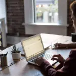 Estrategias de marketing: El camino hacia el éxito en el mundo virtual, Cedida