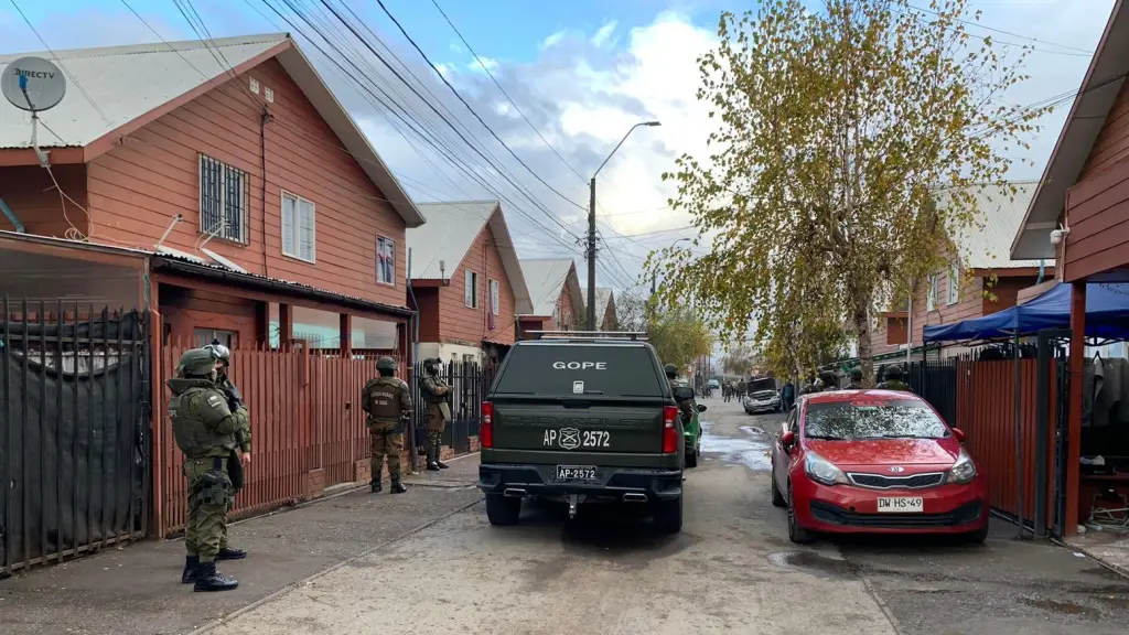 Allanamientos en Los Ángeles, Carabineros