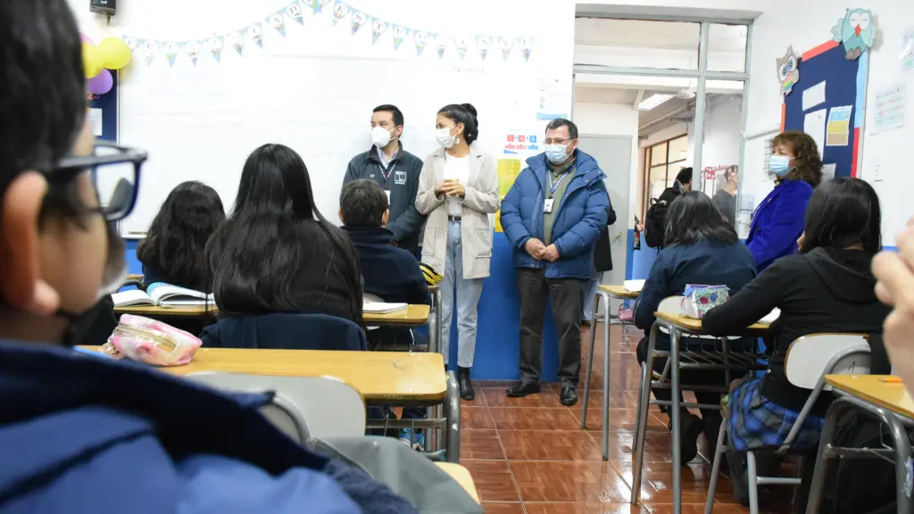 Mascarilla obligatoria en recintos educacionales, La Tribuna