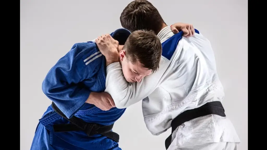 karate Kyokushin, La Tribuna