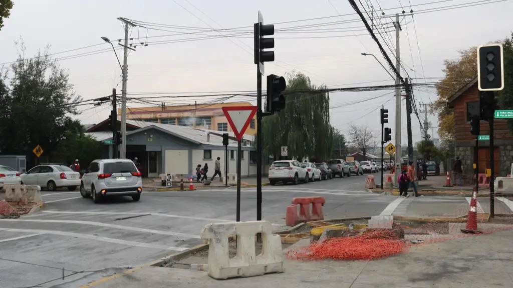 Tucapel instala sus primeros semáforos, Cedida