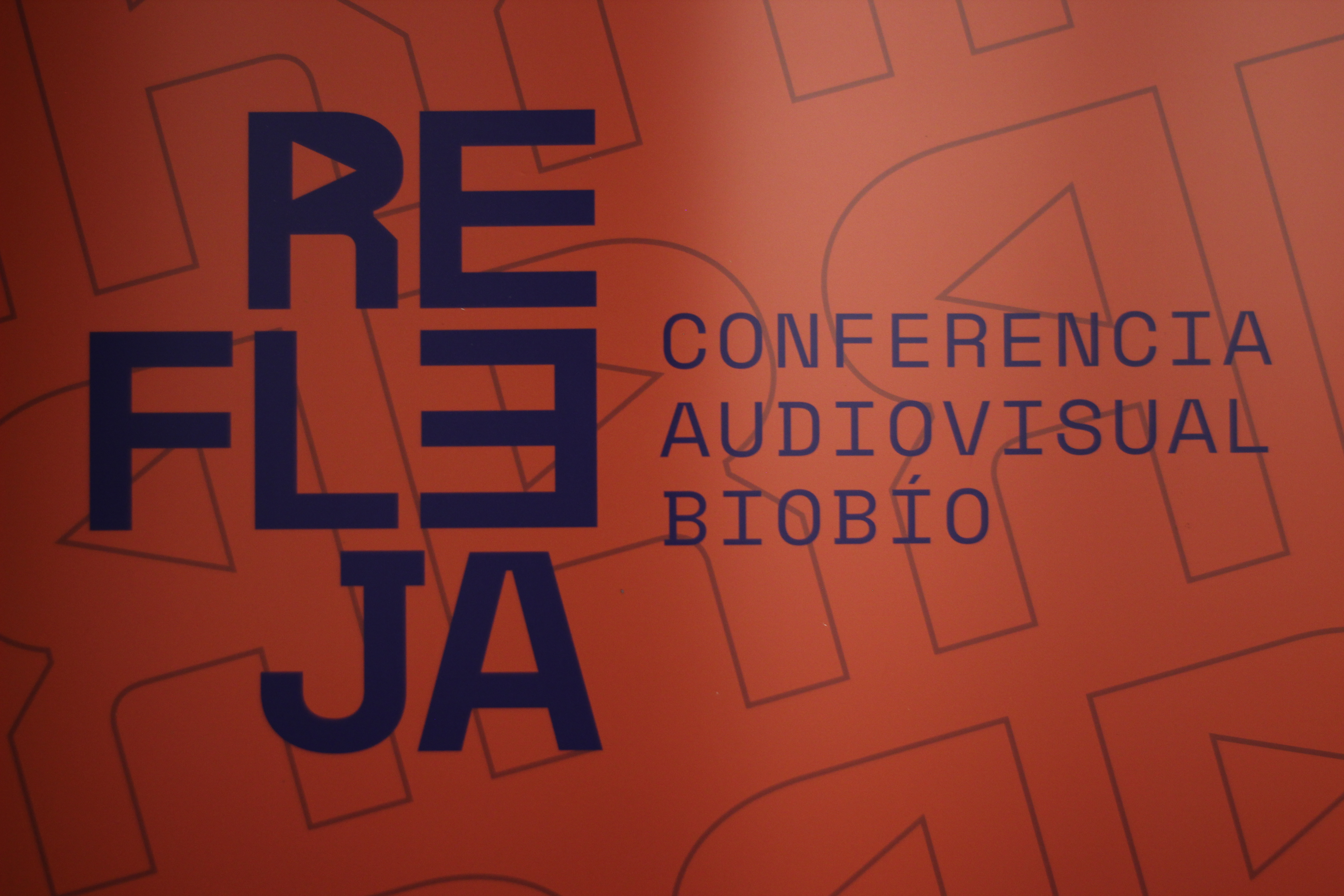 Conversatorio audiovisual Refleja / La Tribuna