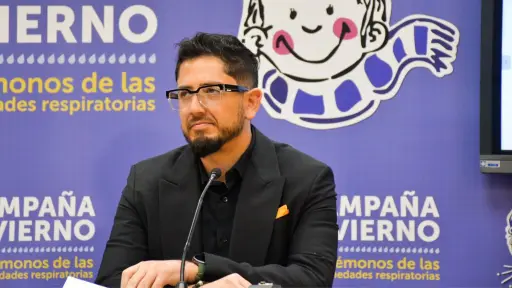 Subsecretario Araos descarta renuncia y anuncia sumario para esclarecer responsabilidad en caso de bebé fallecida en San Antonio