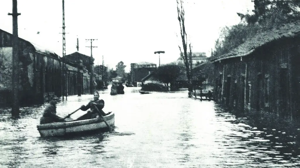 Una de las inundaciones del estero Quilque en la década del 50., Archivo La Tribuna