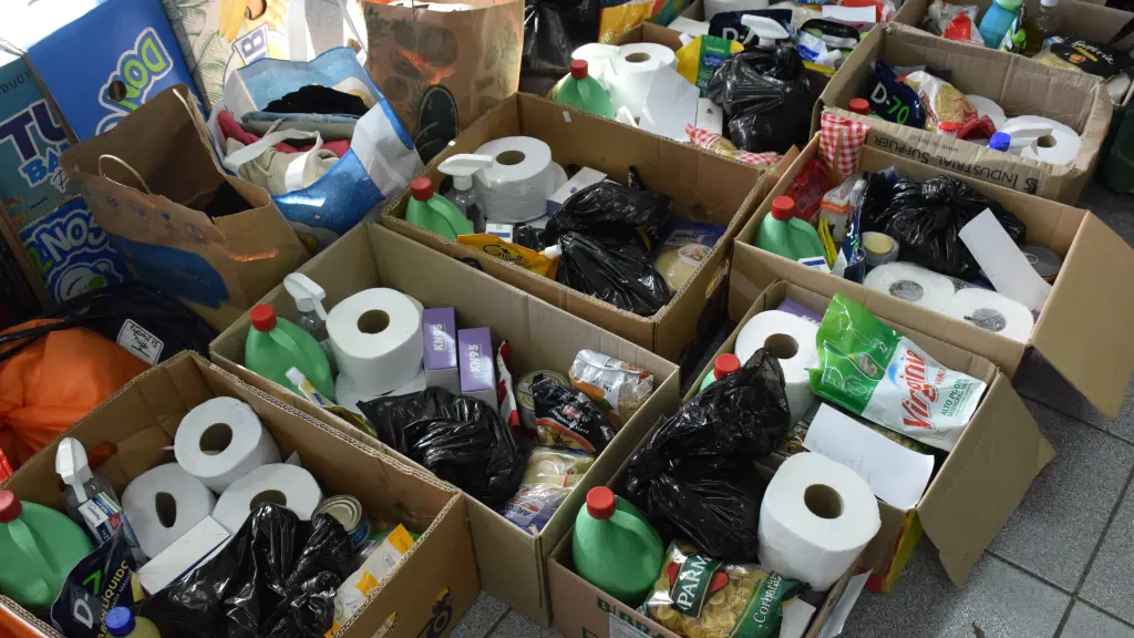 Centro de Acopio Liceo Santa Fe, La Tribuna