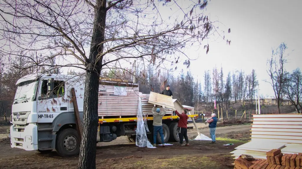 Viviendas de emergencia, Redes sociales