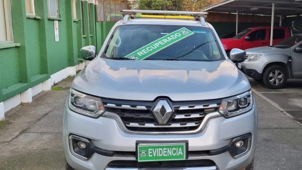 Camioneta recuperada, Carabineros