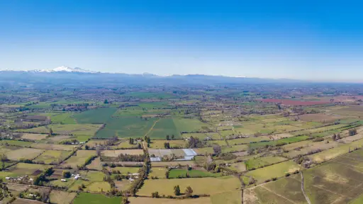 Parcelas rurales de 5.000 m² entran al debate por su uso habitacional
