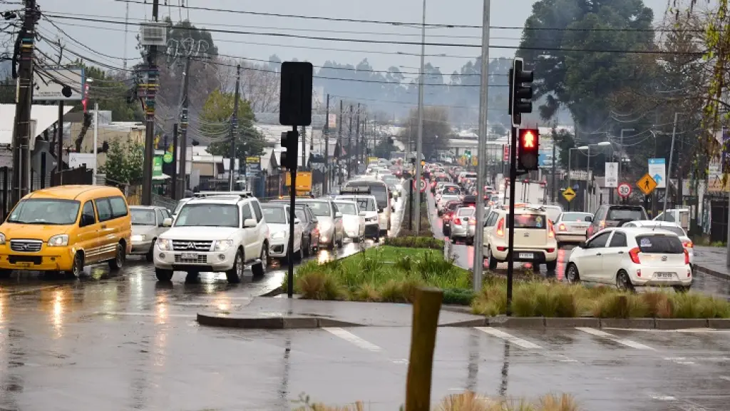 Los Carrera - Vicuña Mackenna, Fredy Muñoz / La Tribuna