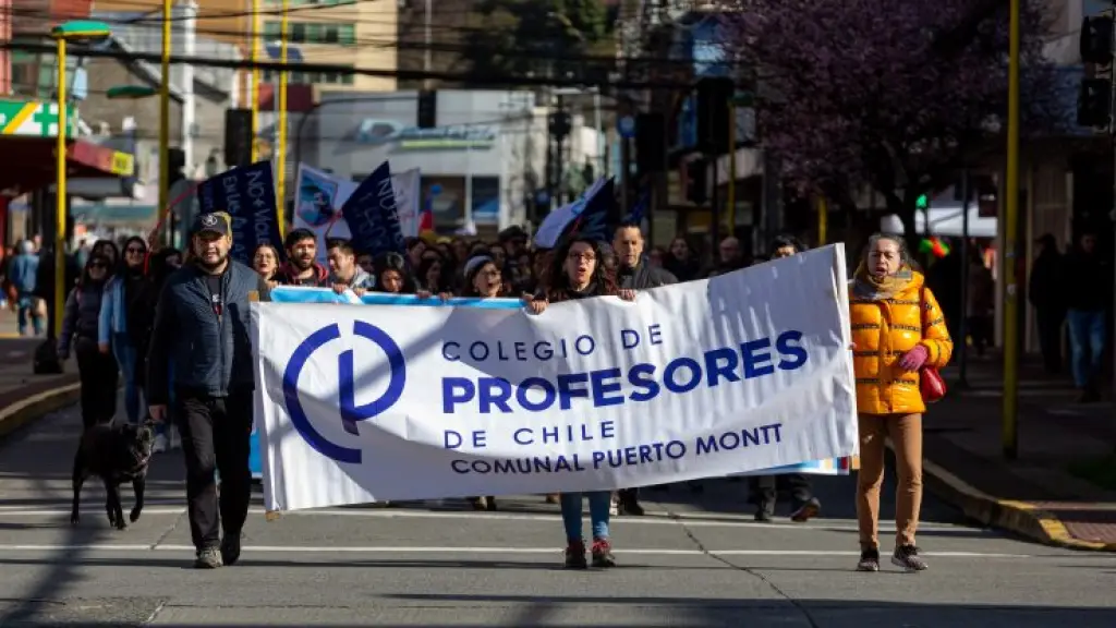 Colegio de Profesoras y Profesores de Chile definirá si este jueves se va a paro indefinido, Agencia UNO
