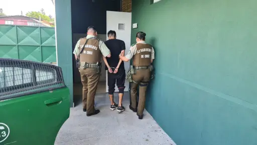 Cuatro detenidos dejan procedimientos policiales por robo en el centro de Los Ángeles