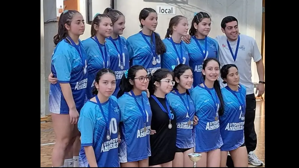 Las subcampeonas de Trekan, La Tribuna