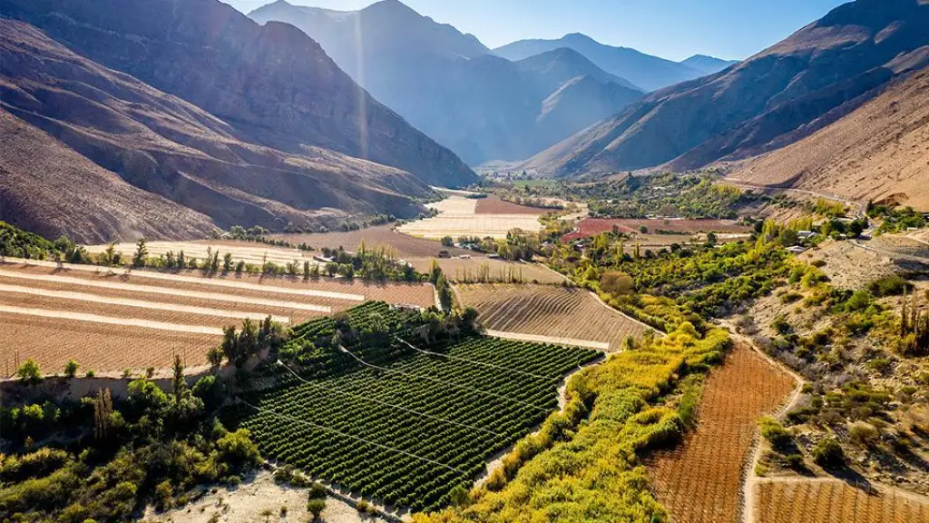 Desde la Multigremial del Biobío consideran que el Gobierno está generando una separación de los chilenos, por ejemplo, con el reconocimiento al ministro de Agricultura que según el conjunto “rompió la base productiva agrícola de este país”.