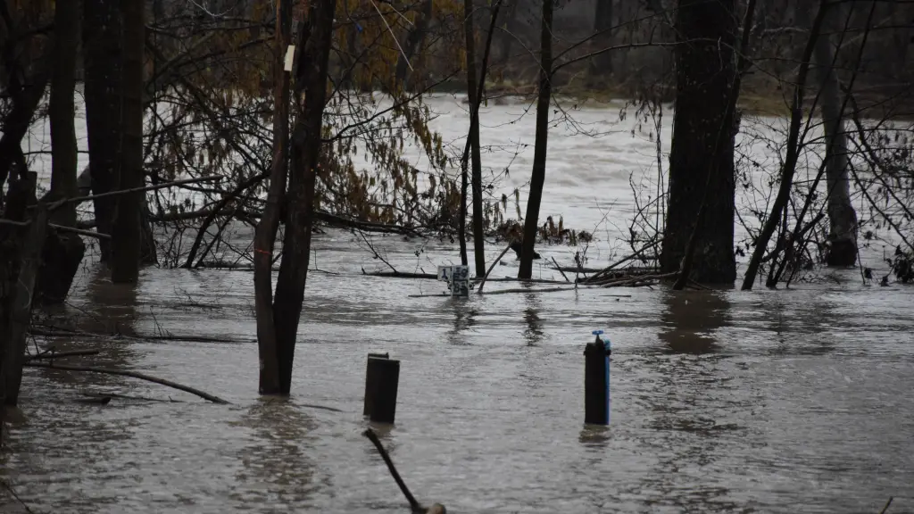 Las precipitaciones recién pasadas trajeron consigo muy poca nieve, lo que aumentó los cauces pero disminuyó las reservas de nieve en la cordillera, para el riego de verano.