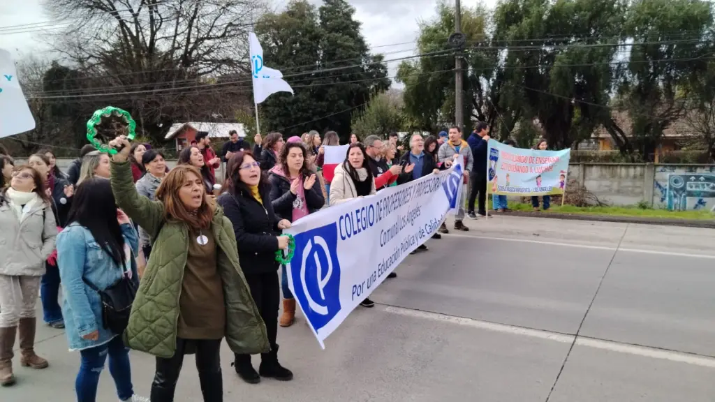 Manifestación de profesores en Los Ángeles / Diario La Tribuna