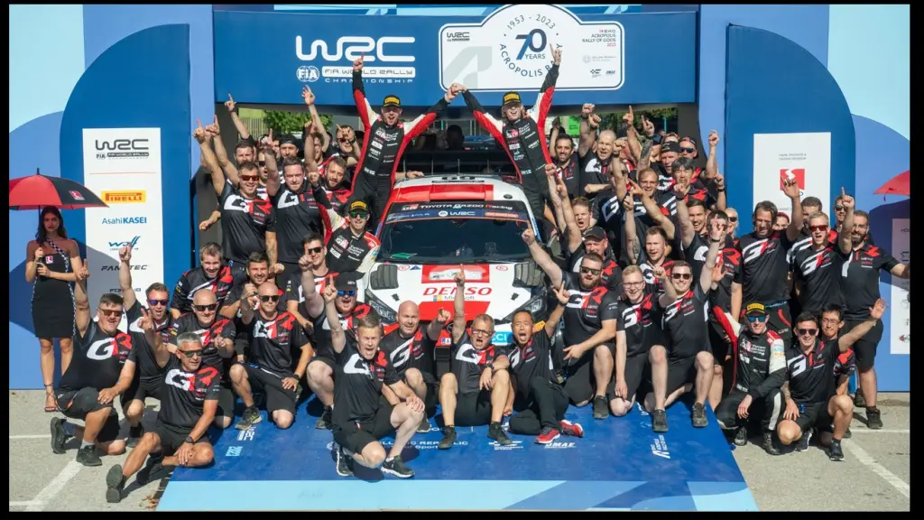 El equipo de técnicos y de logística del finlandés Rovanpera, que a fines de septiembre estarán en nuestra zona., Rallymobil.cl