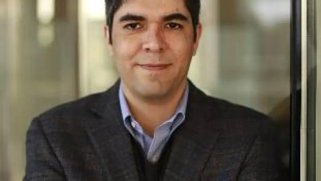 Javier Mella, académico de la Facultad de Ingeniería y Ciencias Aplicadas de la Universidad de los Andes, cedida