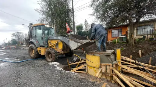 Realizan mejoramiento de calles para vecinos de la comuna de Quilleco