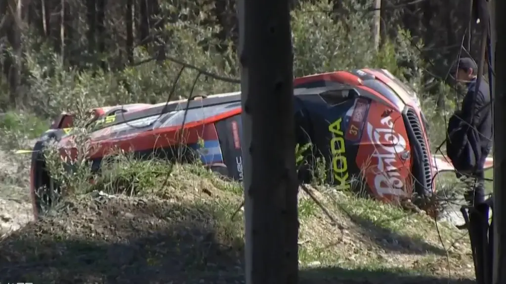 Accidente en ruta afecta a binomio chilenos en el tramo María Las Cruces, WRC Chile