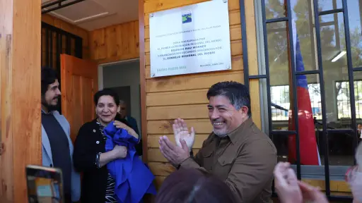 Mulchén: Inauguran y realizan entrega de sede deportiva y social a vecinos de Villa Las Peñas
