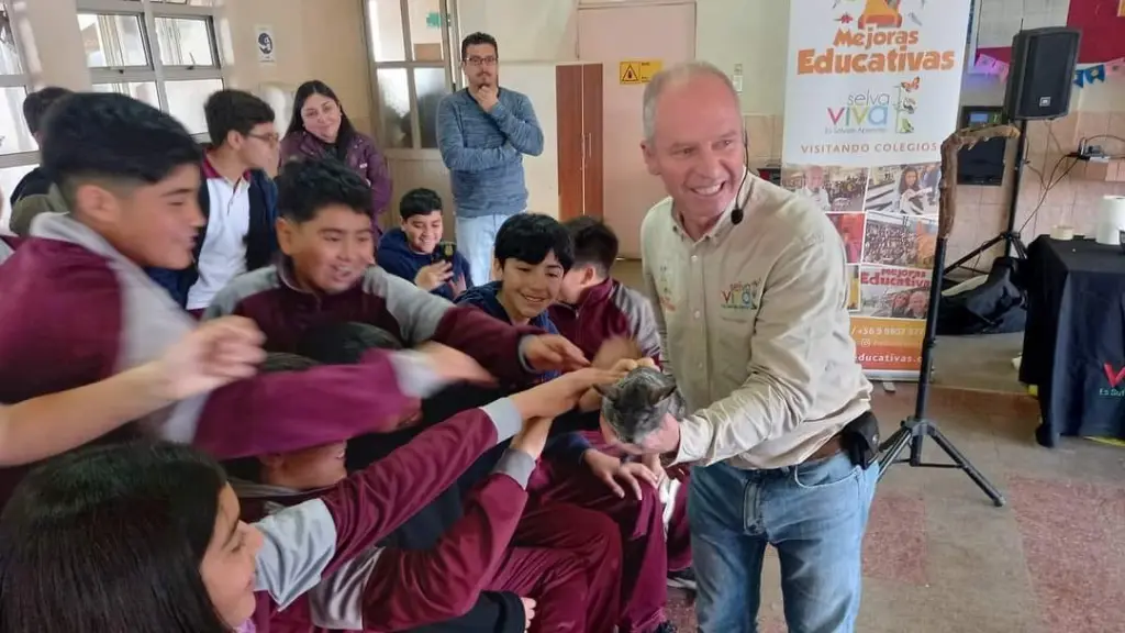 Alfredo Ugarte en charla educativa 3 | Municipalidad de Nacimiento