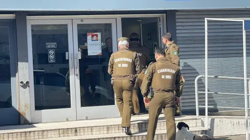 Nacimiento: Desconocidos robaron arma, 12 municiones y dos chalecos antibalas en sucursal bancaria