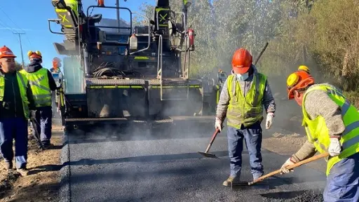 Trabajos de asfaltado en ruta Mulchén - Negrete alcanzan 50% de avance
