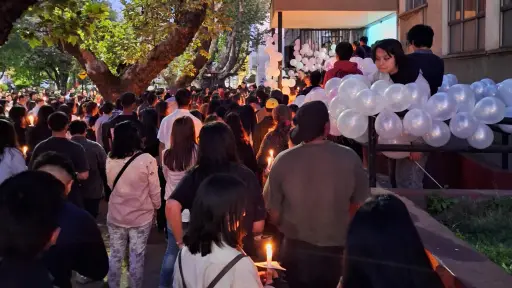 La emotiva velatón en homenaje a la joven estudiante fue asesinada por su vecino