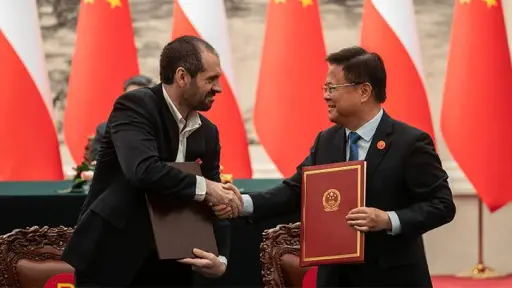 Chile firma tres acuerdos con organismos de la República Popular China