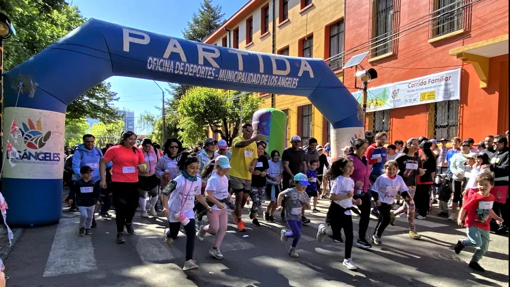 La comunidad educativa participó con entusiasmo en dicha actividad, La Tribuna