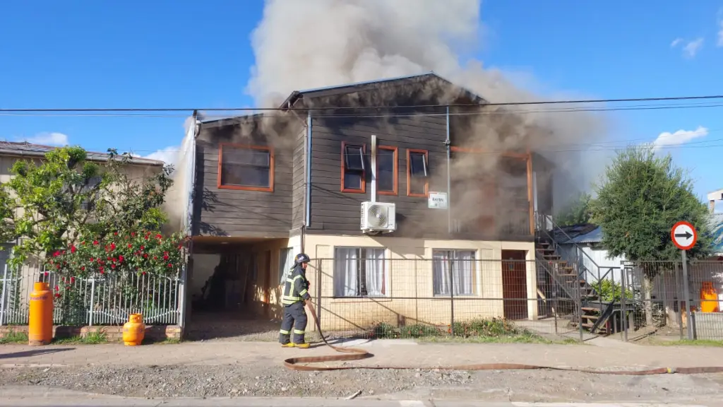 Incendio en residencia de Santa Bárbara / Redes sociales