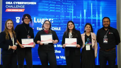 Chile gana primer y segundo lugar en la final del OEA Cyberwomen Challenge en Colombia