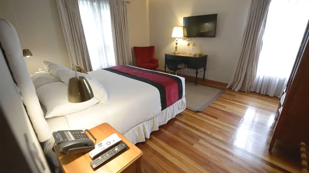 Encuesta alojamiento turístico, Cedida