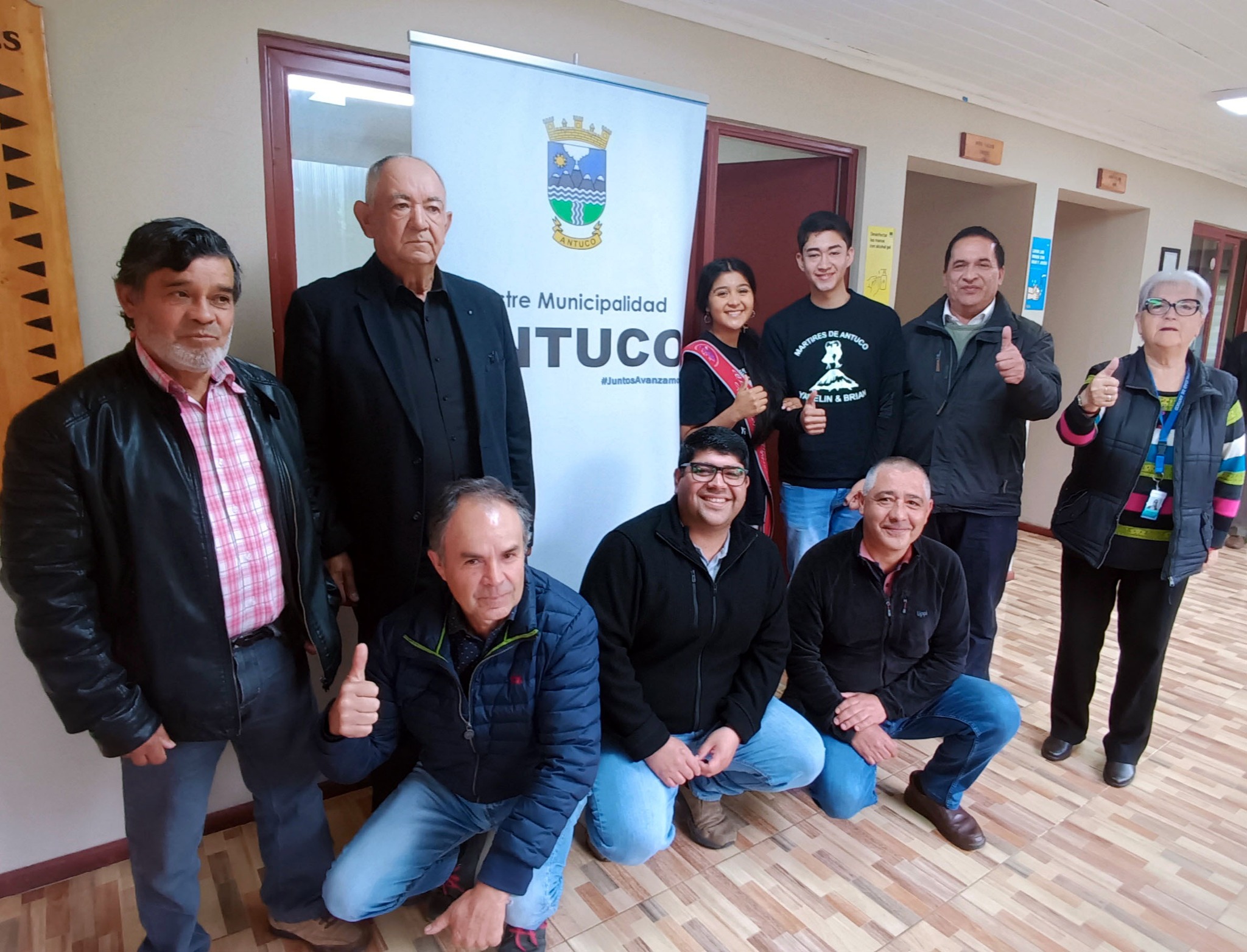 Reconocimiento a pareja de cueca / Municipalidad de Antuco