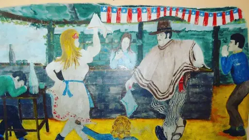 Polémica por la decisión de tapar murales de Escuela Villa Mercedes en Quilleco