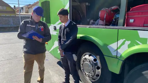 Realizan fiscalización a buses interurbanos ad portas de fin de semana largo navideño