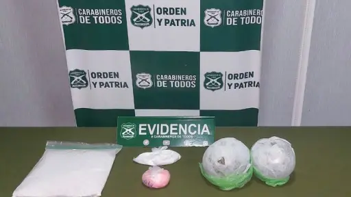 Cabrero: Peruano es sorprendido con dos kilos de droga al interior de bus en la Ruta 5 Sur 
