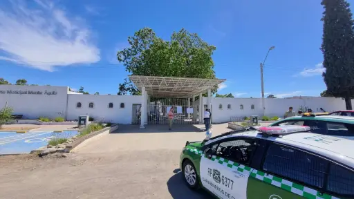 Funcionarios de cementerio en Monte Águila deponen paro al llegar a preacuerdo con municipio de Cabrero