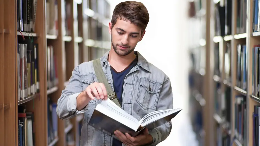 estudiante universitario, biblioteca, hombre, Pixabay