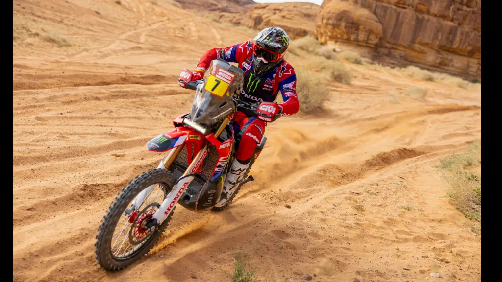 El piloto chileno Pablo Quintanilla, ganador de la tercera etapa del Dakar 2024, en una imagen de su participación en el prólogo de la prueba que se disputa en Arabia Saudí. EFE/EPA/ANDREW EATON, EFE