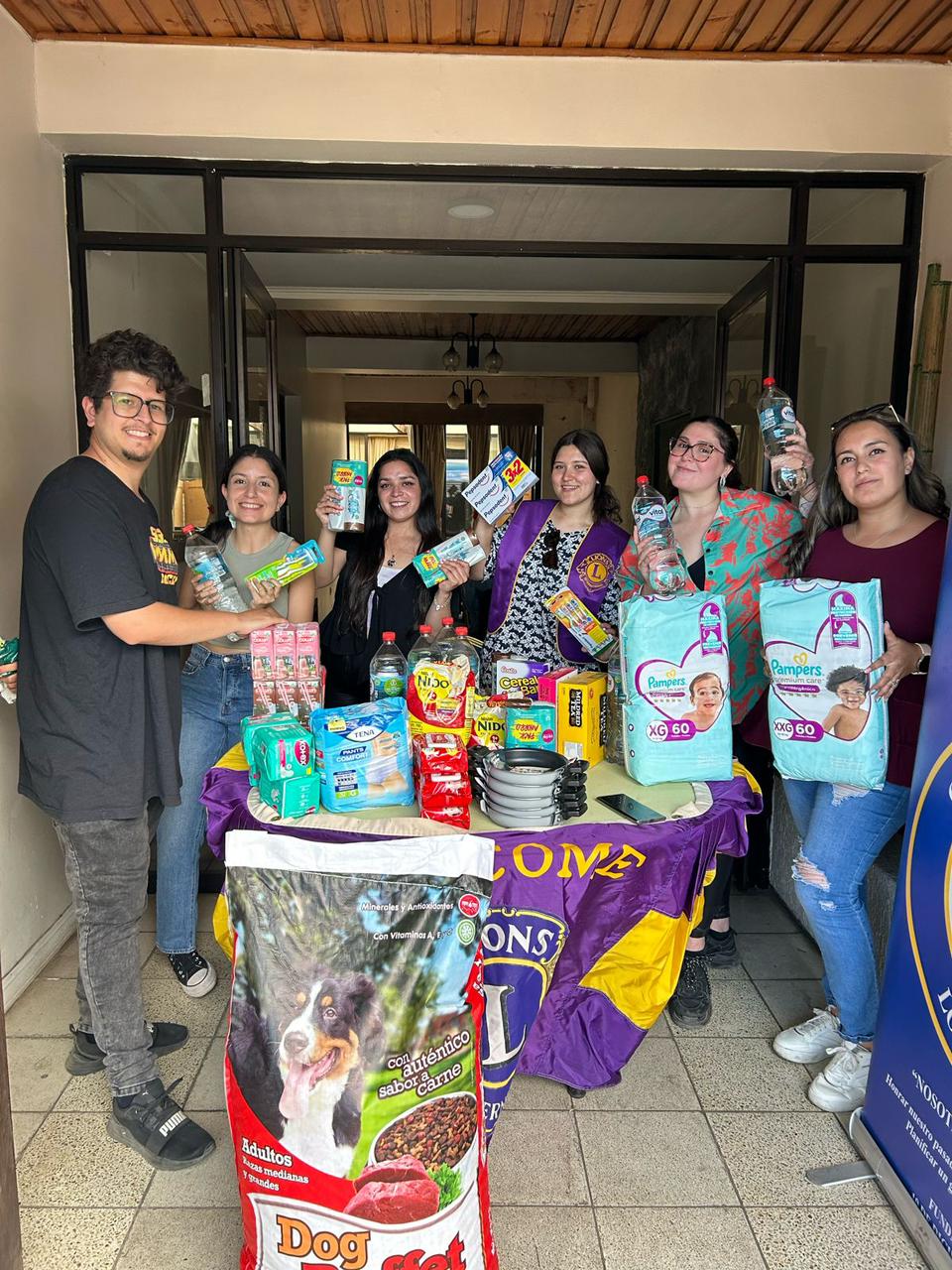 Club Leo Los Ángeles en otra actividad solidaria / Cedida