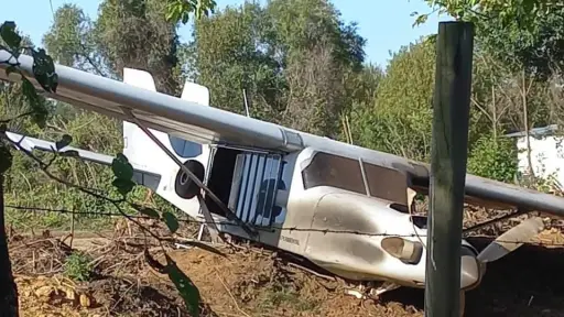 Avioneta capotó en Aeródromo de Villarrica: No hubo lesionados