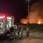 Producto de las llamas se activaron dos alarmas por incendio de pastizales., La Tribuna