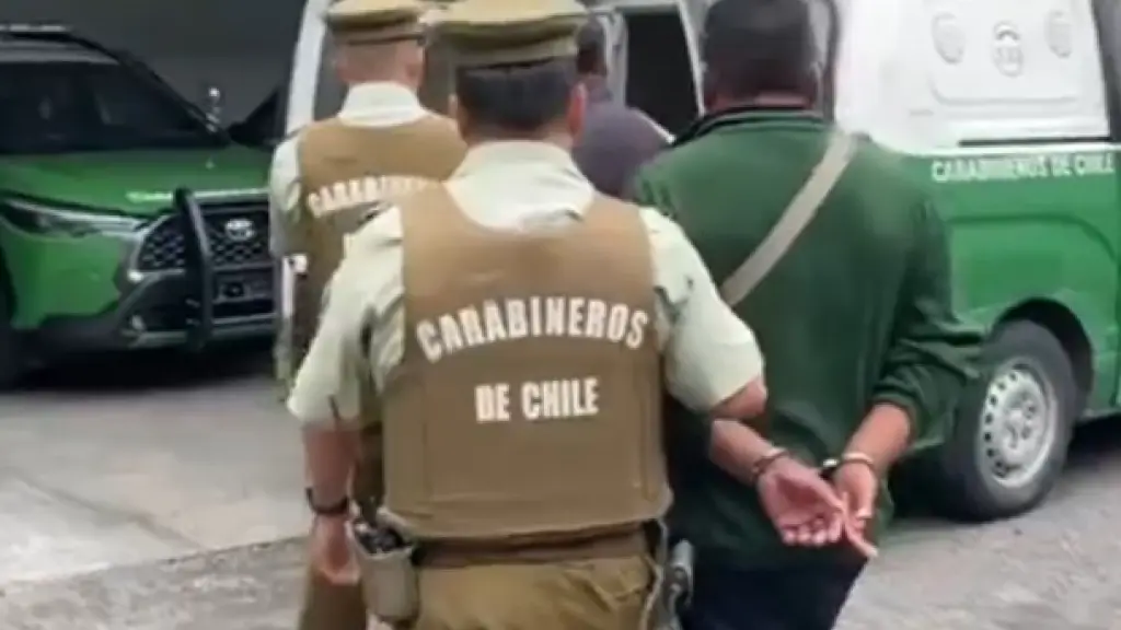 En el peaje Agua Amarilla, efectivos de Carabineros detuvieron a la mujer y al ciudadano venezolano., Imagen referencial