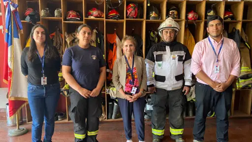 Relevan importancia que bomberos conozcan sus derechos laborales al acudir a emergencias