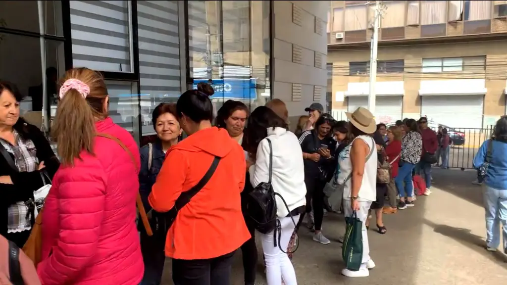 Largas filas para postular a programas de Cemujer 3 | Captura de pantalla Facebook diario La Tribuna